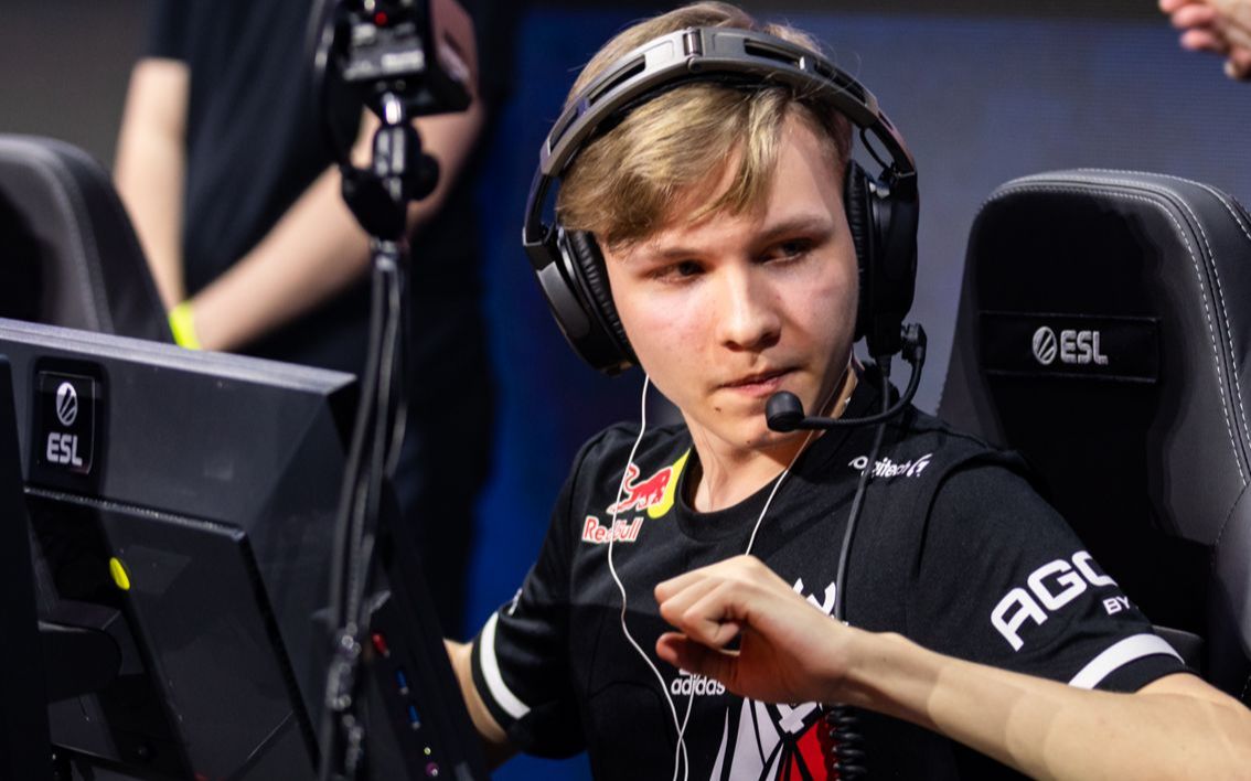 LoL Esports官方推特：这些年来，Faker和他的队友们