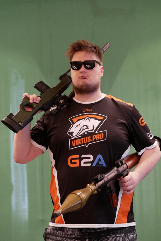 headtr1ck 批评 Mouz 和其他团队参加俄罗斯赞助的比赛