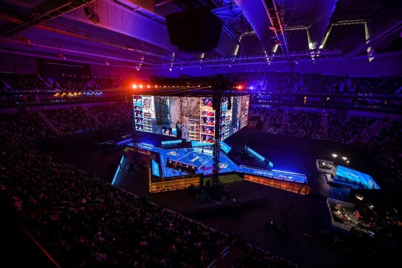 EDG赛后群访 Jiejie：今天线上出的意外太多了，导致局势崩盘