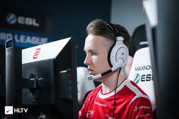 LPL夏季赛W8D3：OMG力争五连胜， LNG Esports ／JDG迎来强强对决